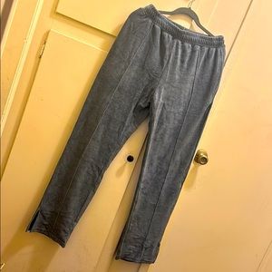 Oversized tshirt styled track suit.